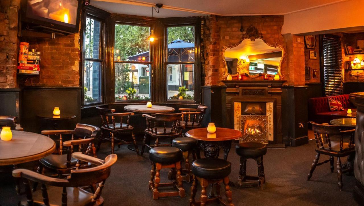 The Foresters Arms Kingston upon Thames  Ngoại thất bức ảnh
